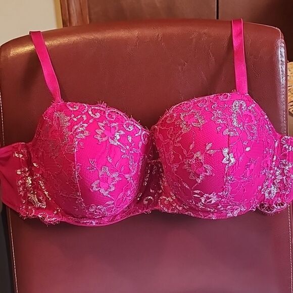 NEW LIMITED EDITION HOT PINK & SHIMMER SILVER VS BRA & PANTY SET! - Picture 2 of 11